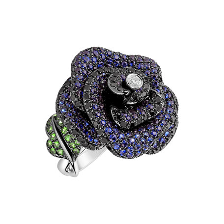 Ring with black and white diamonds, Sapphire and Garnet Flor