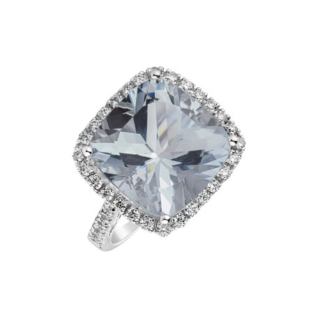 Diamond ring with Aquamarine Miraculeux
