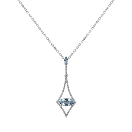 Diamond pendant with Aquamarine Well Health