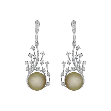 Diamond earrings with Pearl Venus Secret