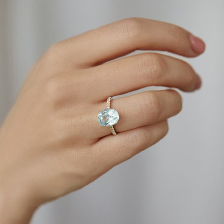 Diamond ring with Morganite Luxury Embrace