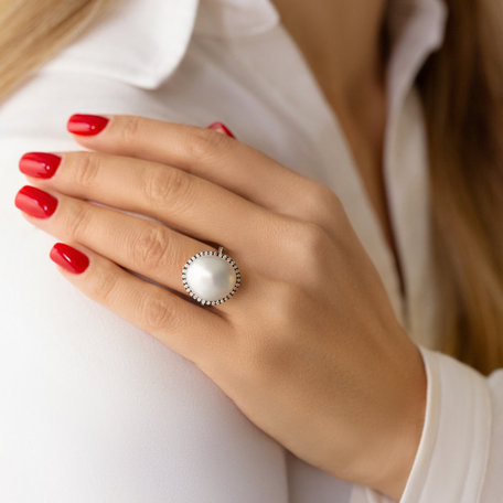 Diamond ring with Pearl Ocean Saint