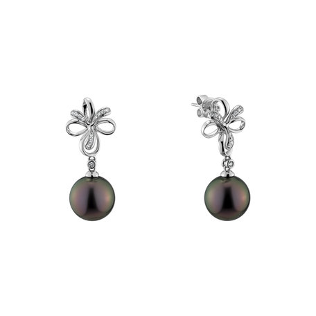 Diamond earrings with Pearl Dionna