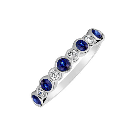 Diamond ring with Sapphire Sapphire Light
