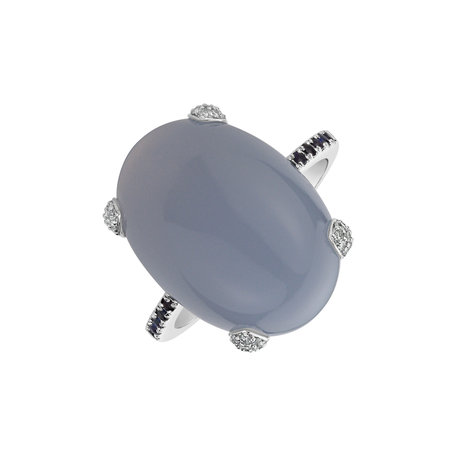 Diamond ring with Chalcedony and Sapphire Niche