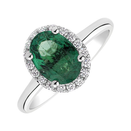 Diamond ring with Emerald Princess