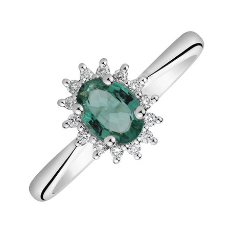 Diamond ring with Emerald Princess