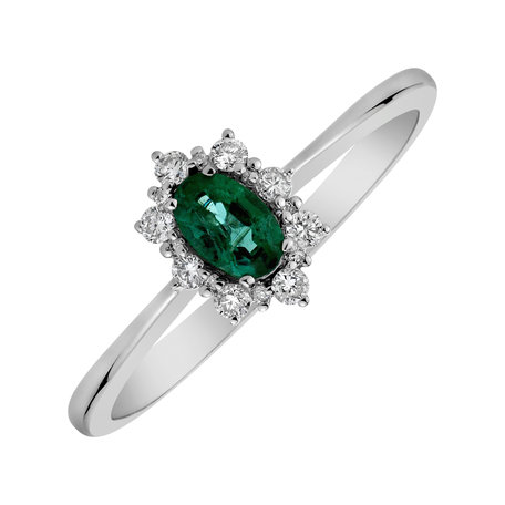 Diamond ring with Emerald Princess