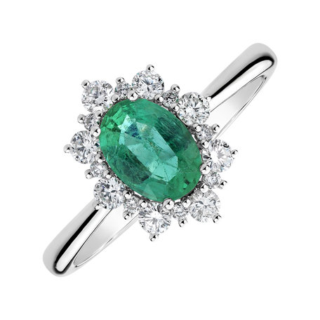 Diamond ring with Emerald Princess