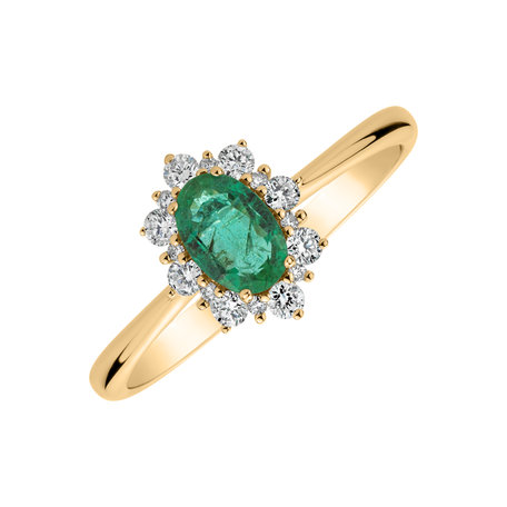 Diamond ring with Emerald Trixie Princess