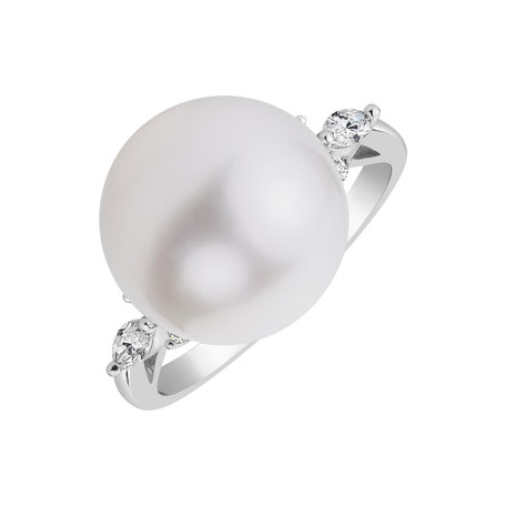 Diamond ring with Pearl Coral Melody