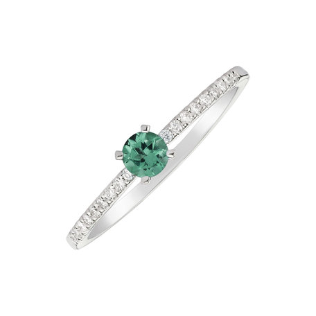 Diamond ring with Emerald Gem Simplicity