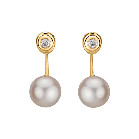 Diamond earrings with Pearl Beauty Queen