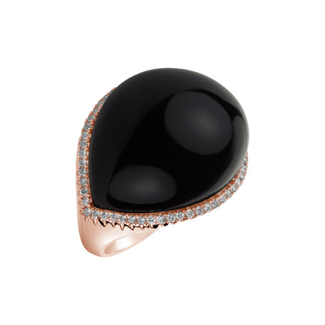 Diamond ring with Onyx Blossom Darkness