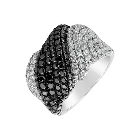 Ring with black and white diamonds Mauricio