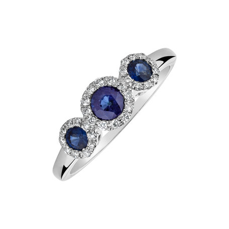 Diamond ring with Sapphire Greer