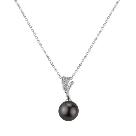 Diamond pendant with Pearl Nereirian