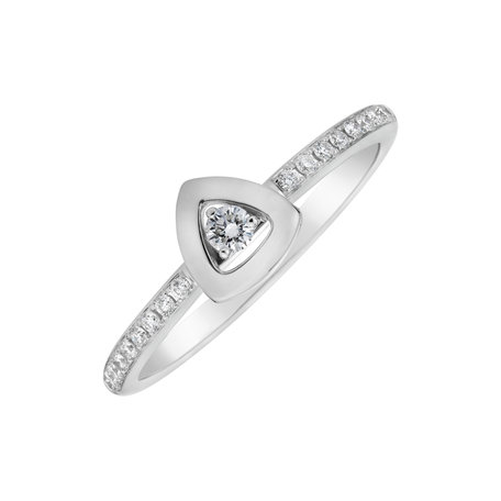 Diamond ring Passion Triangle