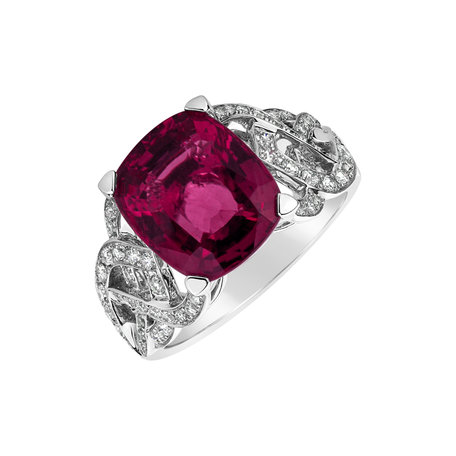 Diamond ring with Tourmalíne Red Romance