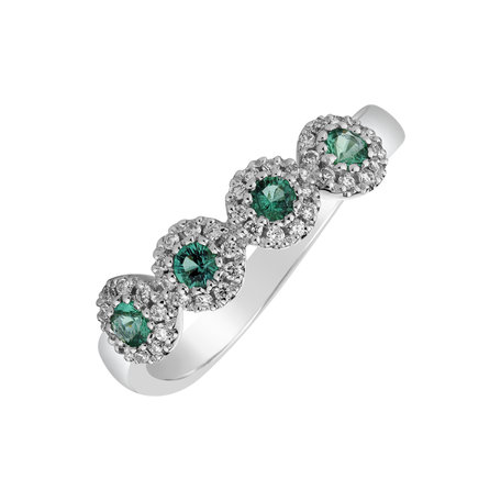 Diamond ring with Emerald Cadence