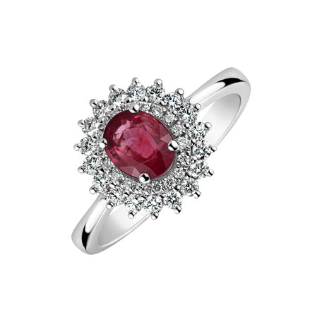 Diamond ring with Ruby Taryn