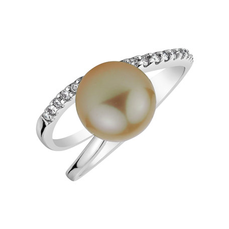 Diamond ring with Pearl Burning Lake