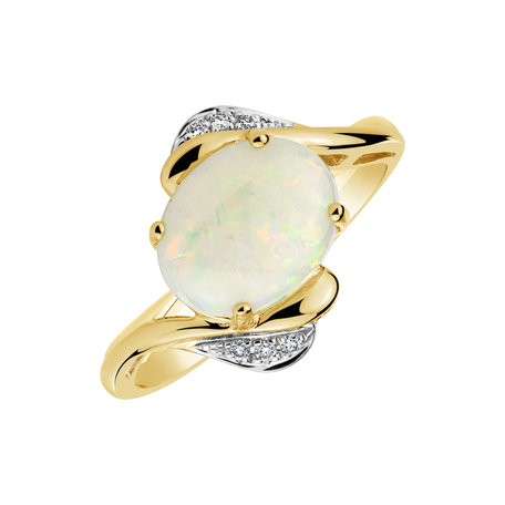 Diamond ring with Opal Proposal Advantage