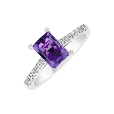 Diamond rings with Amethyst Miracle Gem