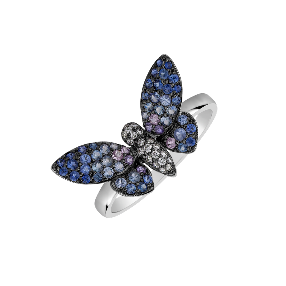 Diamond ring with Sapphire Shiny Wings