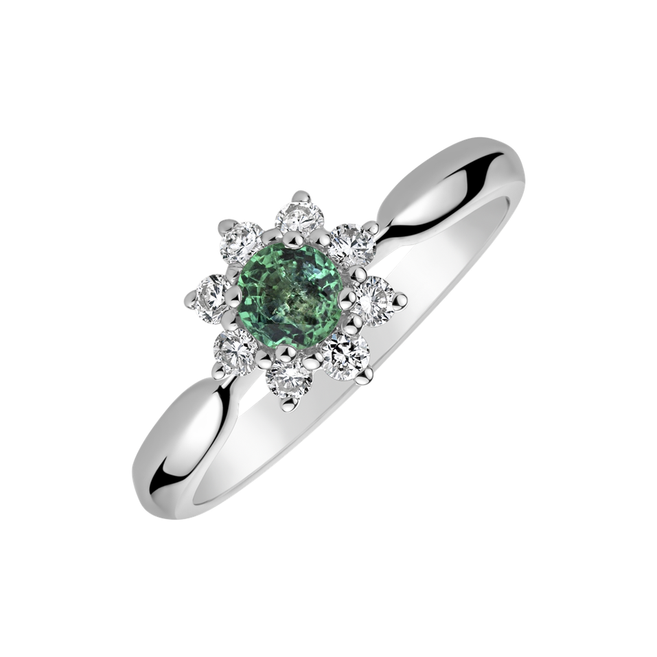 Diamond ring with Emerald Starlet Blossom