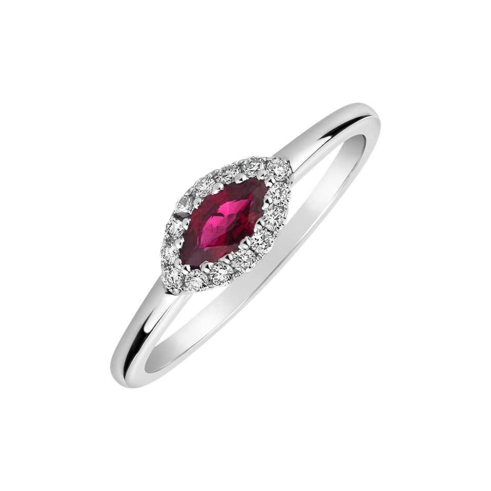 Diamond ring with Ruby Roxanne