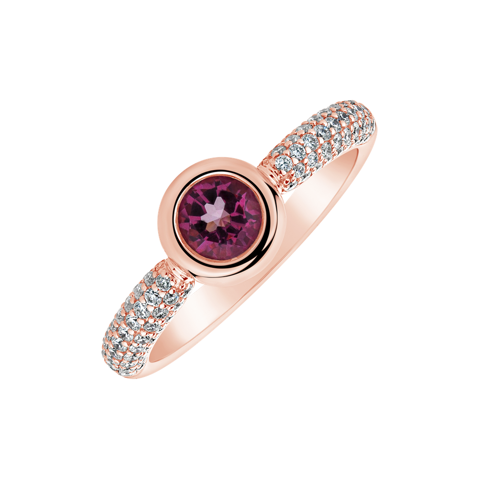 Diamond ring with Topaz Miracle Ray