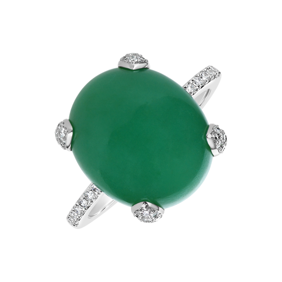 Diamond ring with Chalcedony Niche