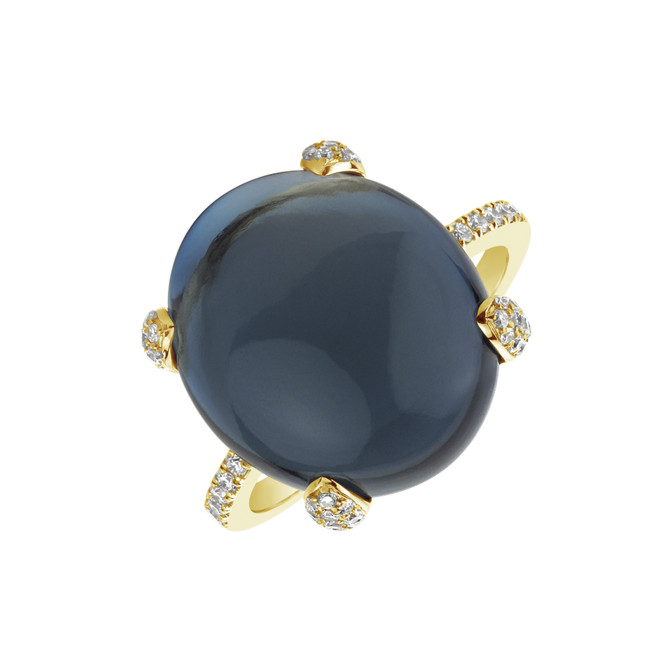 Diamond ring with Topaz Niche