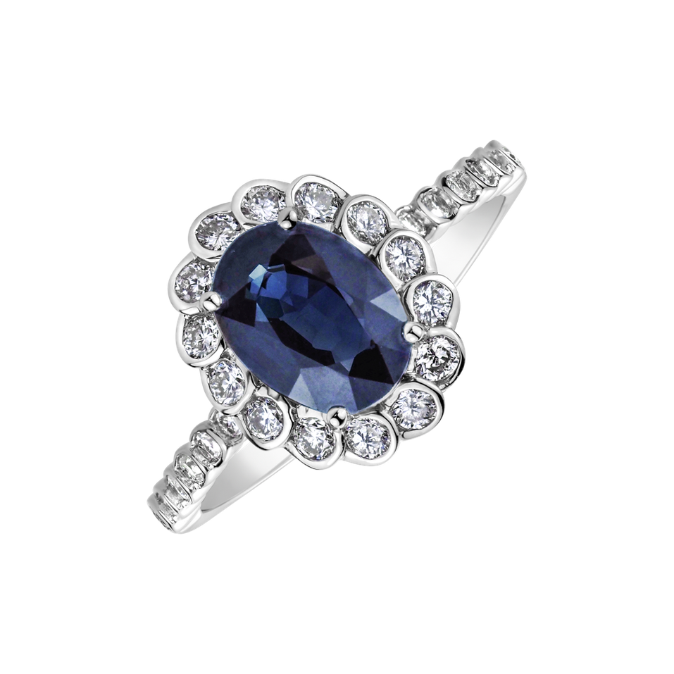 Diamond ring with Sapphire Princess Glamour