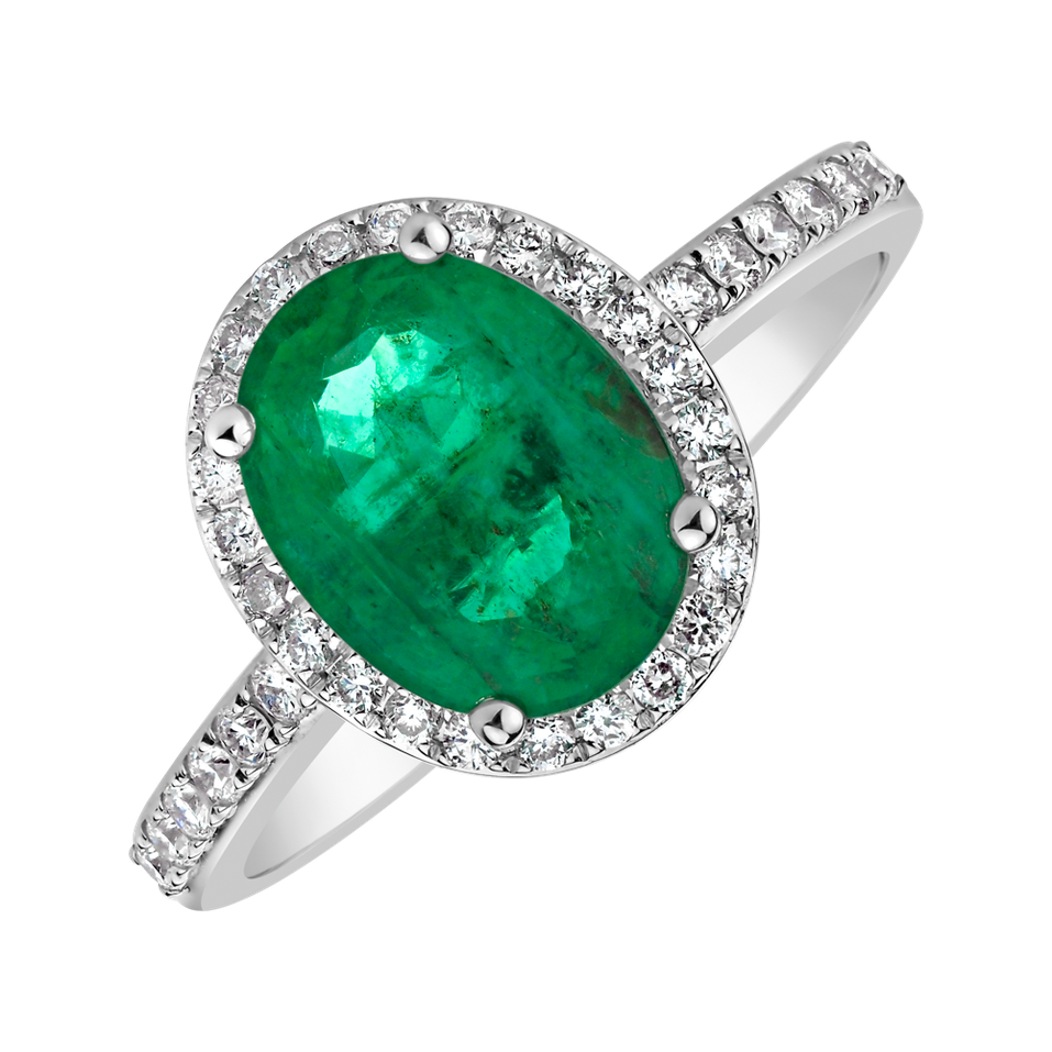 Diamond ring with Emerald Princess