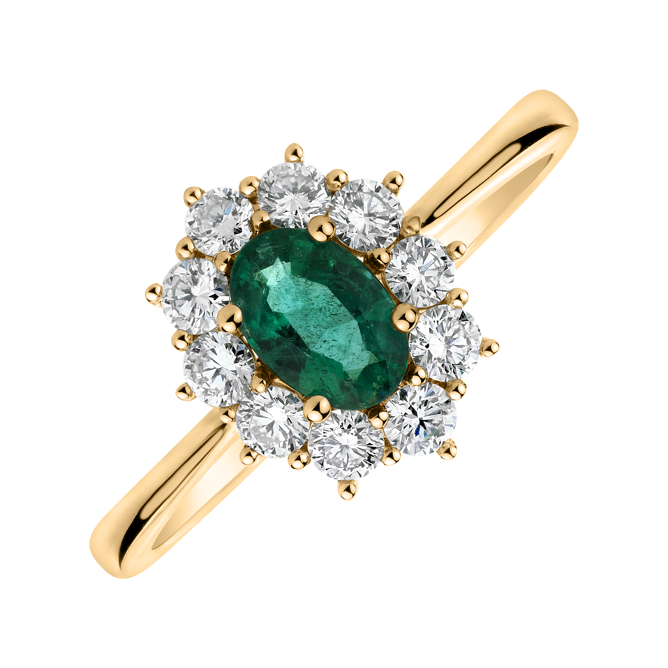 Diamond ring with Emerald Princess