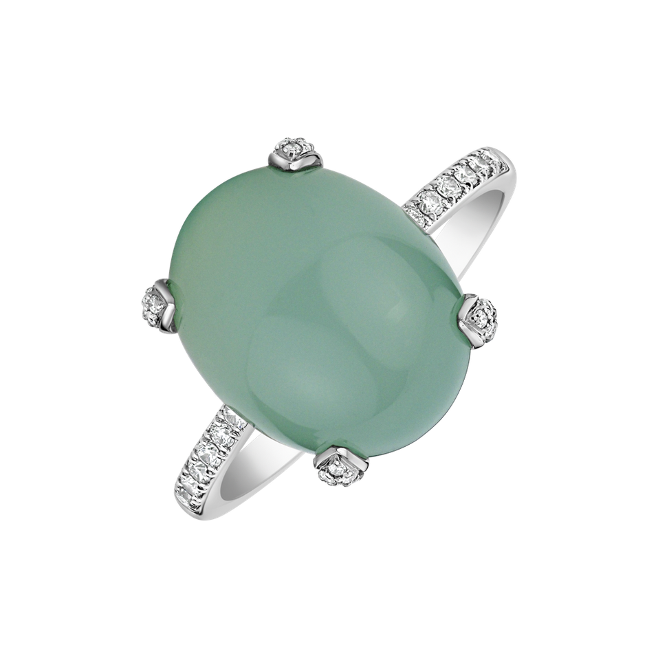 Diamond ring with Chalcedony Niche