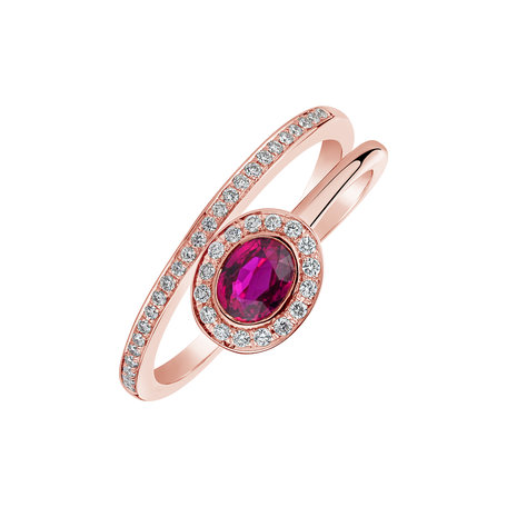 Diamond ring with Ruby Nicolette