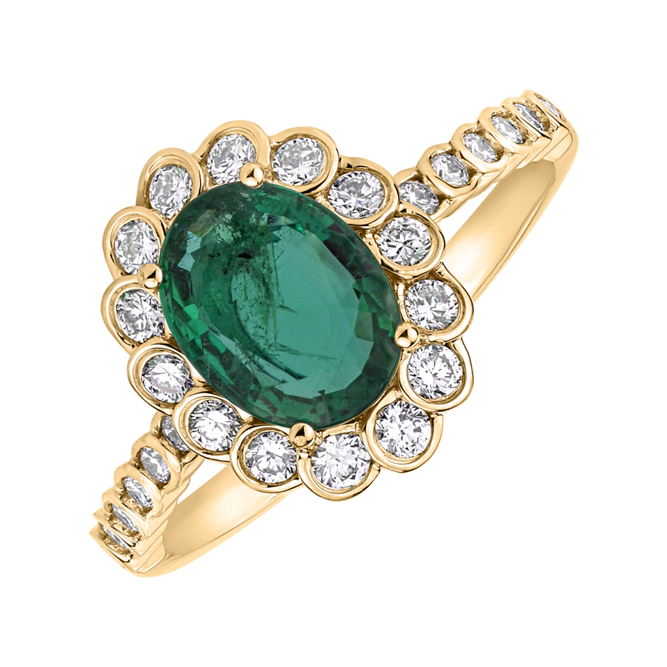 Diamond ring with Emerald Princess