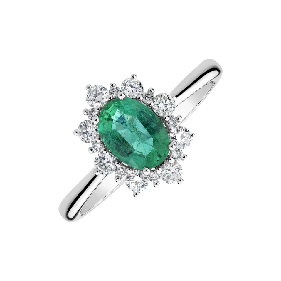 Diamond ring with Emerald Trixie Princess