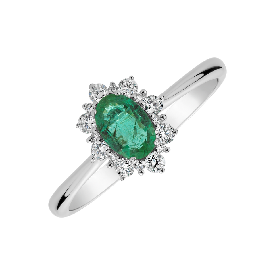 Diamond ring with Emerald Trixie Princess