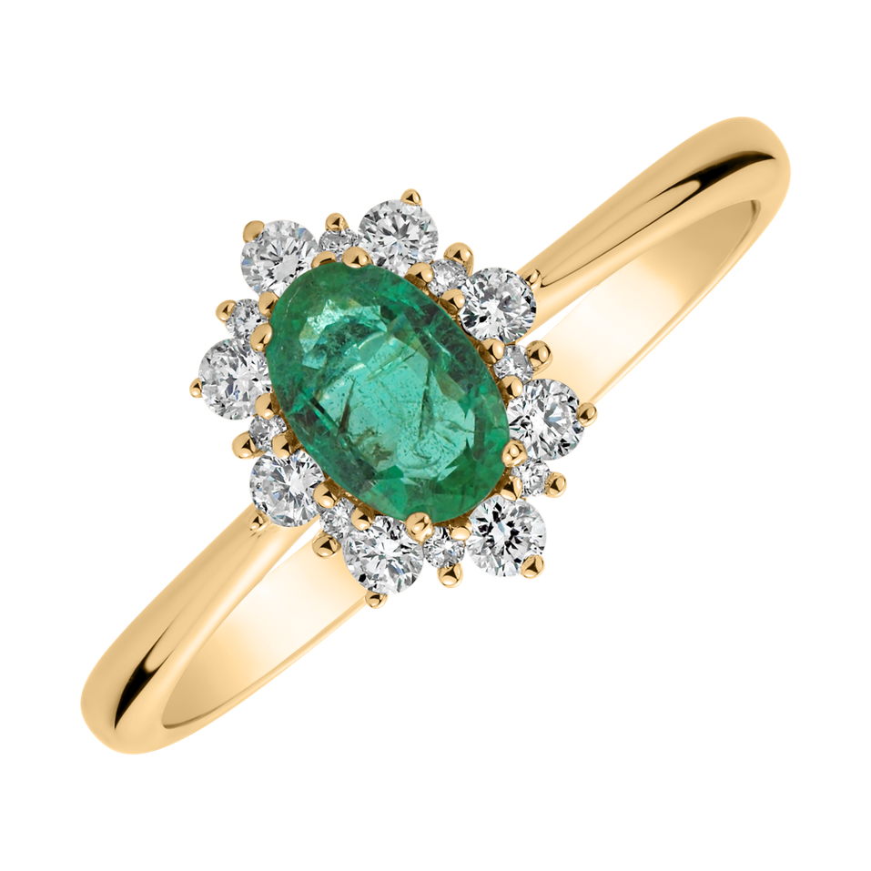 Diamond ring with Emerald Princess