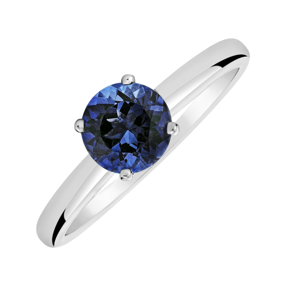 Ring with Tanzanite Bonbon