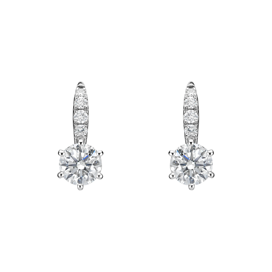 Diamond earrings Sparkless