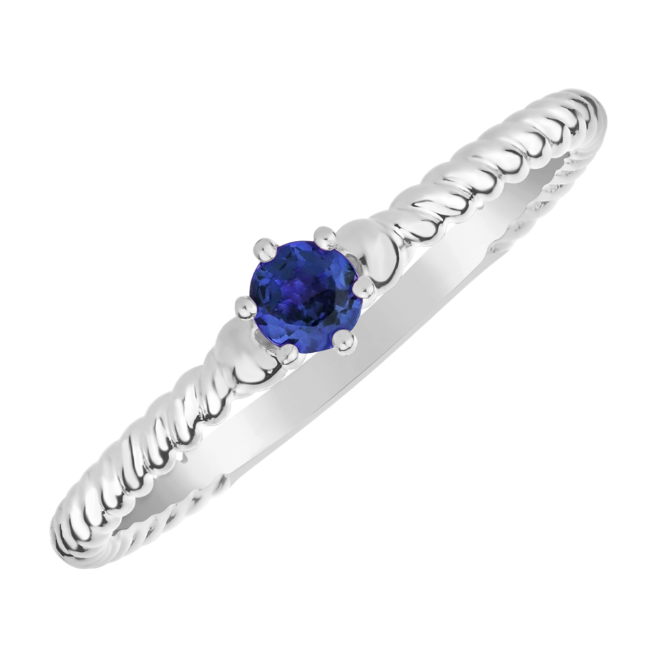 Ring with Tanzanite Fancy Dream