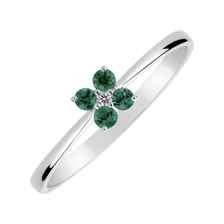 Diamond ring with Emerald Divine Bloom