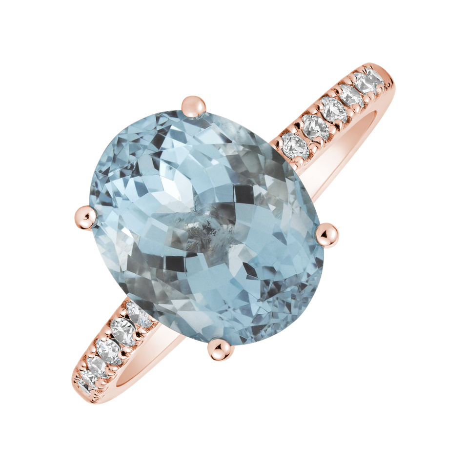 Diamond ring with Topaz Sky Playful Glamour