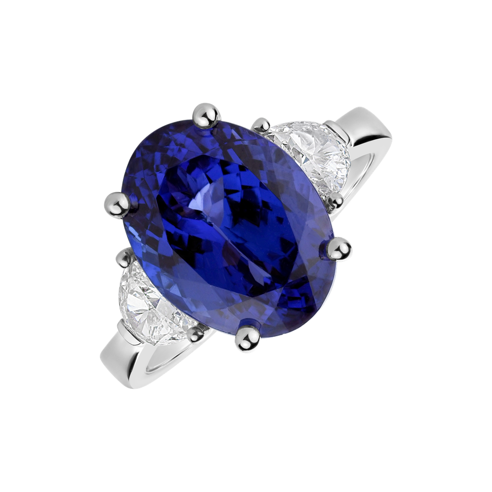 Diamond ring with Tanzanite Terry