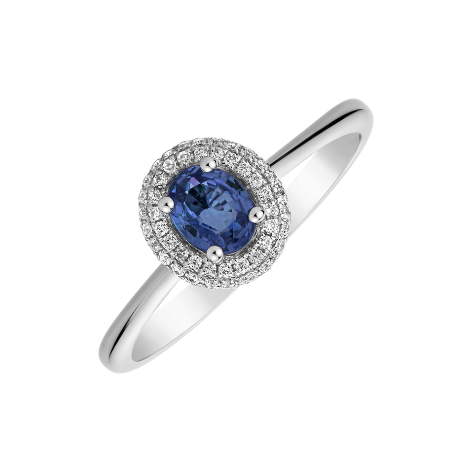 Diamond ring with Sapphire Bridgette